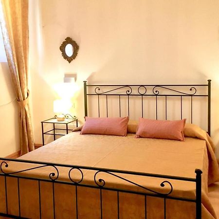 Flower Cozy Room Venesia Bagian luar foto