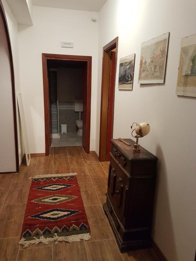 Flower Cozy Room Venesia Bagian luar foto